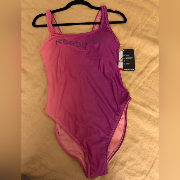 NWT REEBOK Women’s One Piece Swimsuit Size M Athletic Pink Purple Ombre Gradient - Picture 3 of 11